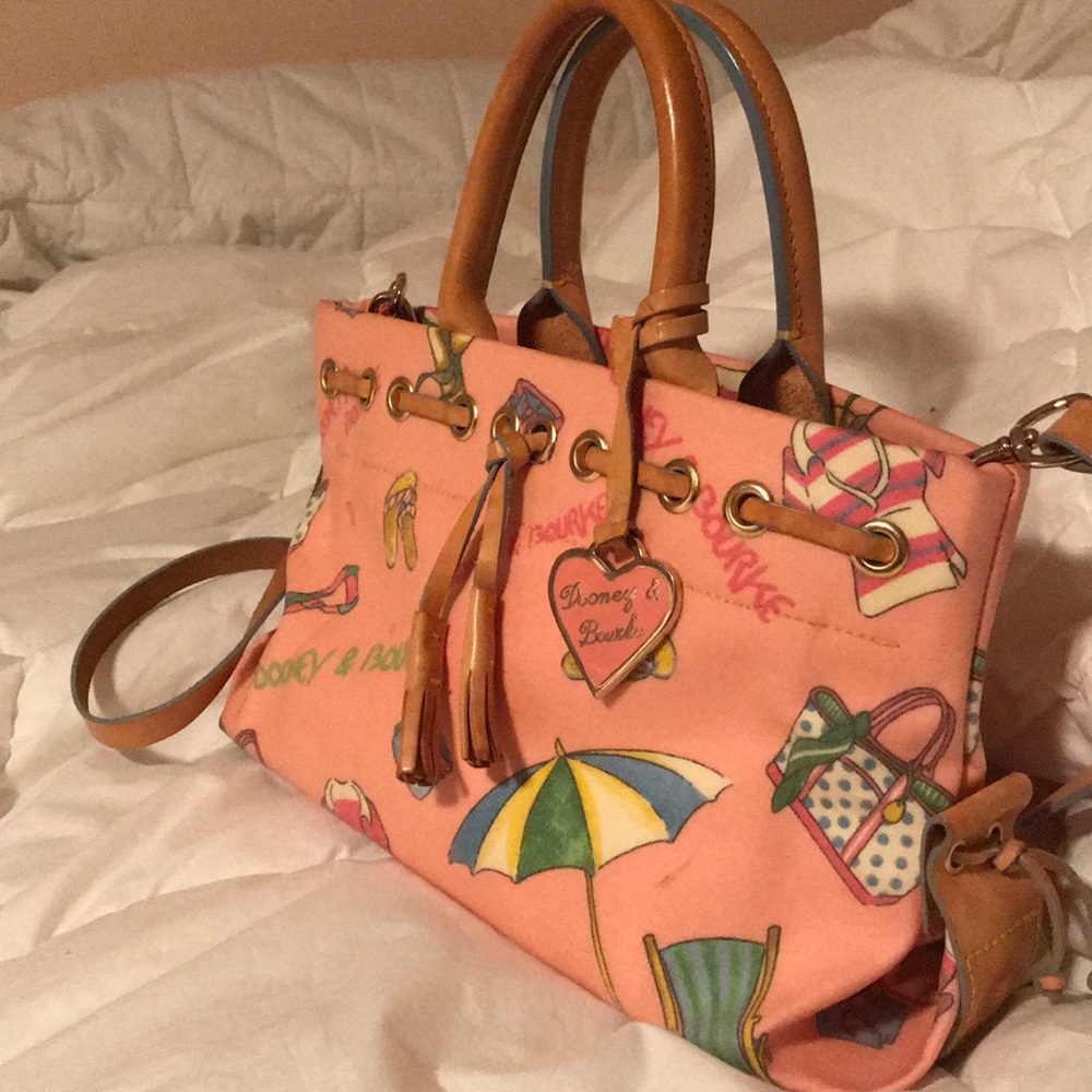 Dooney&Bourke Summer Handbag